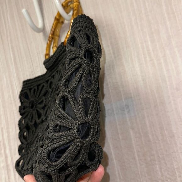Stunning Black High Quality Macrame Floral Bamboo Handles Bag Purse - Picture 2 of 9